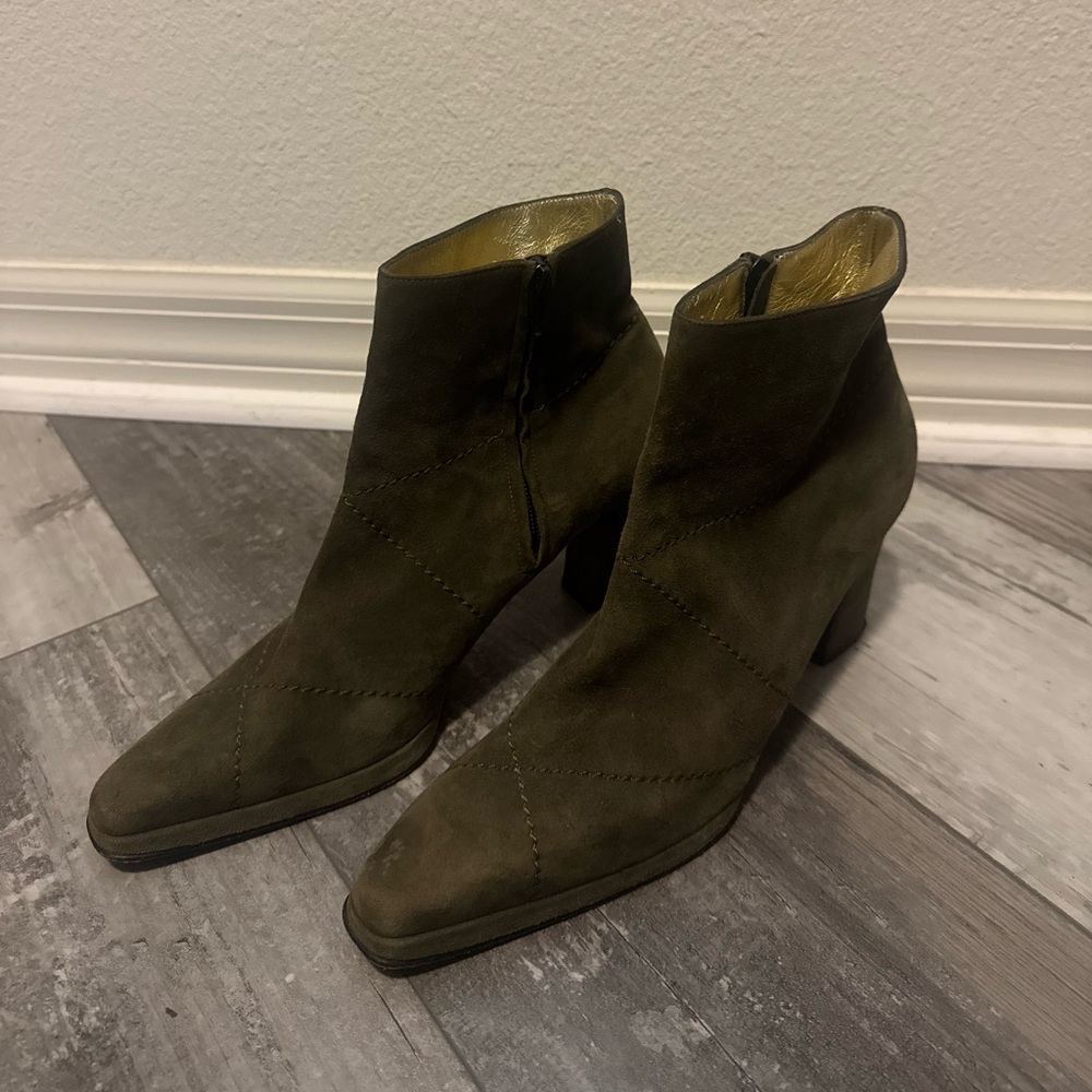 Escada velvet boots